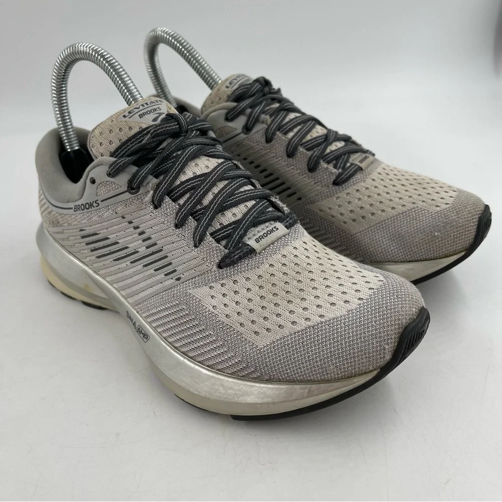 Brooks Women’s Levitate Silver Grey Running Shoes - Size 6 - Picture 11 of 11